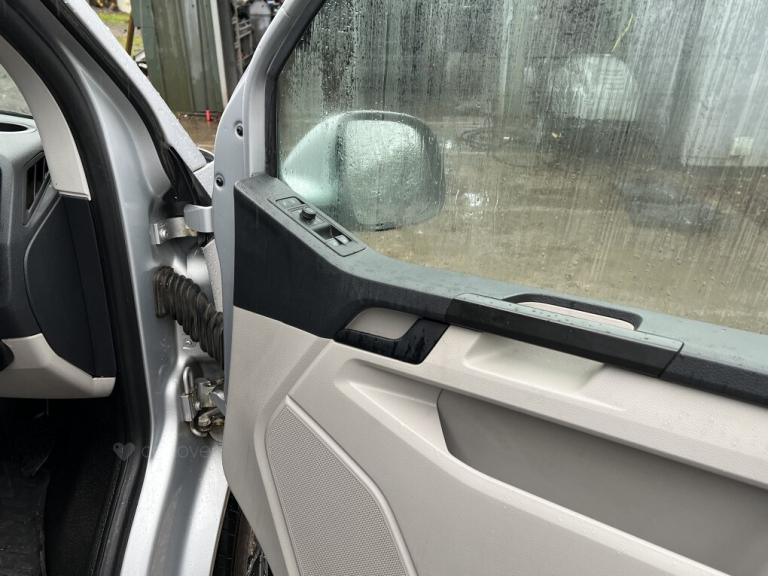 2015 Volkswagen Transporter T28 Trendline TDI BlueMotion Technology Panel van Diesel Manual