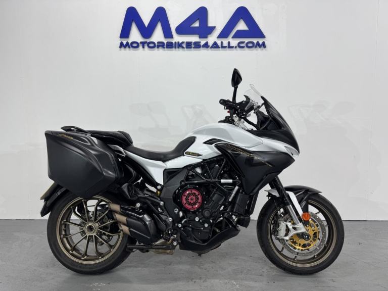 MV AGUSTA TURISMO VELOCE LUSSO RC 2019