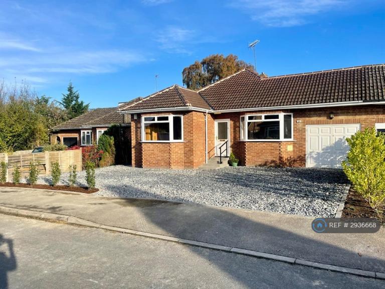 3 bedroom house in Sycamore Drive, Twyford, Reading, RG10 (3 bed) (#2936668)