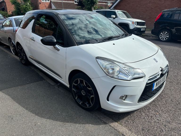 Citroen, DS3, Hatchback, 2011, Manual, 1598 (cc), 3 doors