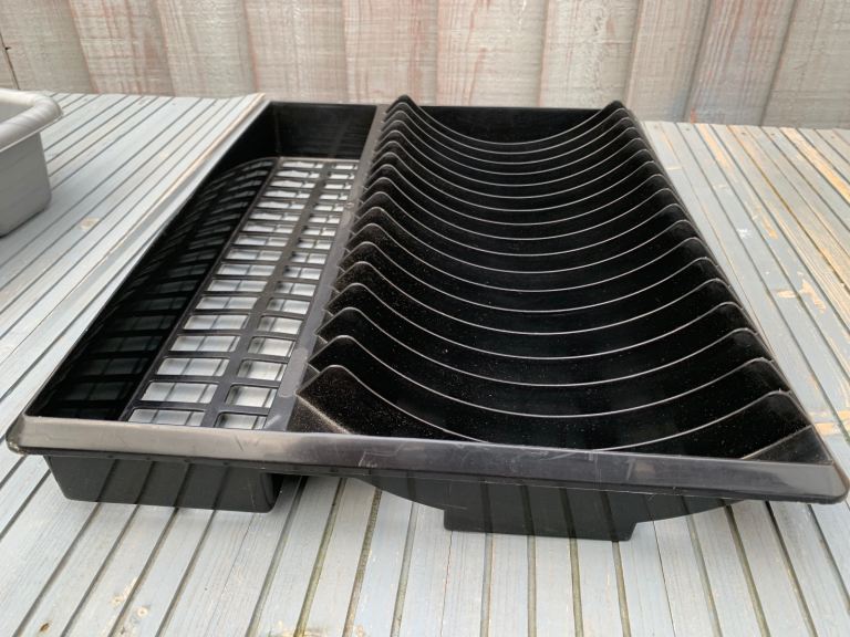 Plastic kitchen draining rack
