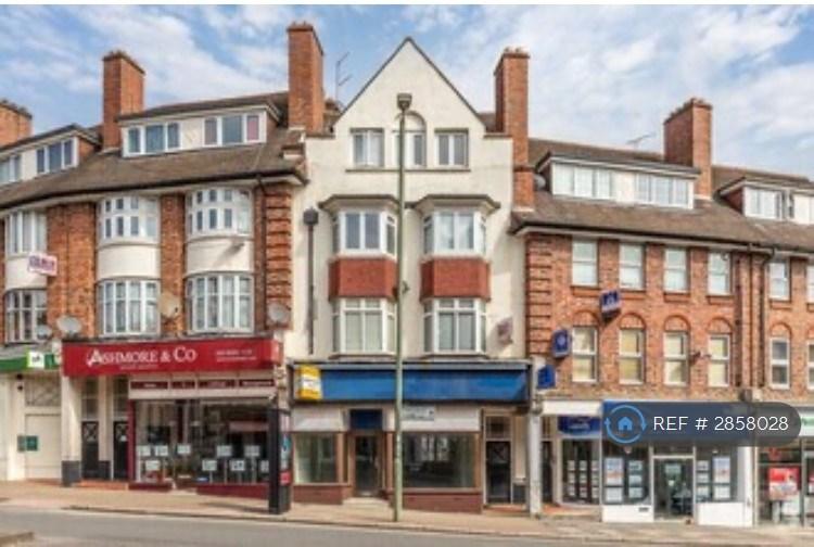 3 bedroom flat in Finchley Lane, Hendon, NW4 (3 bed) (#2858028)