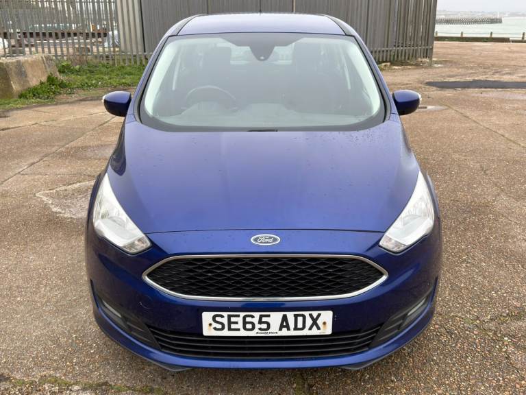 2015 Ford Grand C-Max Zetec - New Years MOT - 7 Seats - £35 Road Tax