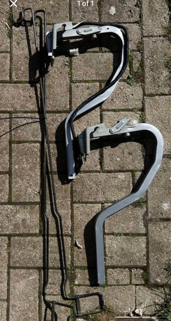 wrx boot torsion bars & arms 