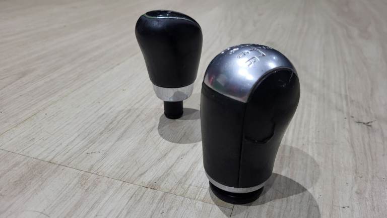 Ford focus gear knob