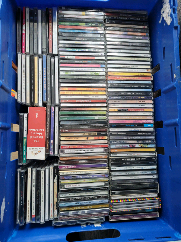 Dvd and cd 