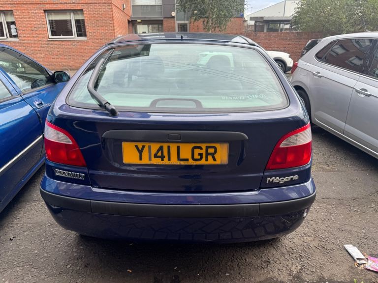 Renault, MEGANE, Hatchback, 2001, Manual, 1598 (cc), 5 doors