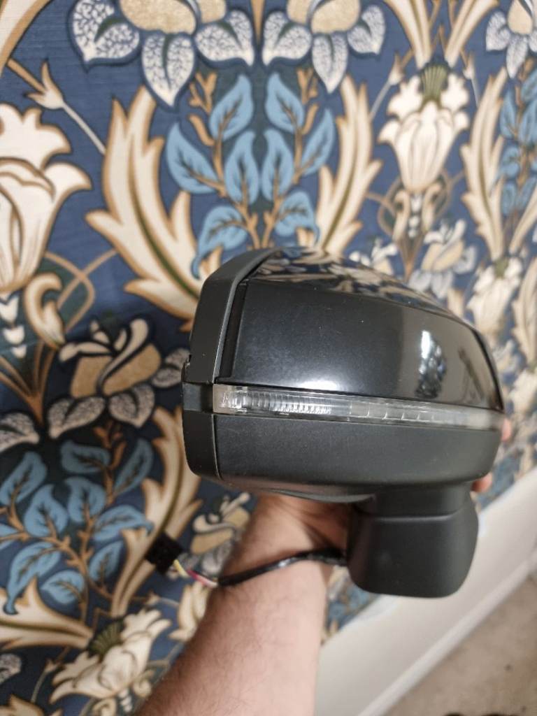 Audi A3 8v heated and electric wing mirror 