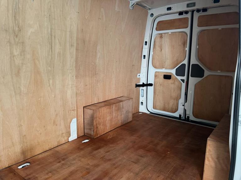 2024 Volkswagen Crafter 2.0 TDI 140PS Commerce High Roof Van PANEL VAN DIESEL Manual