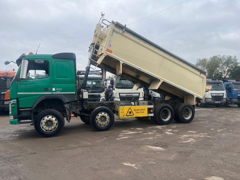 2018 Volvo FM 450 8X4 WILCOX ALLOY TARMAC TIPPER 