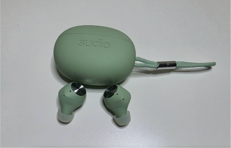 Sudio T2 Wireless Earbuds - Right Earbud + Charging Case + Box