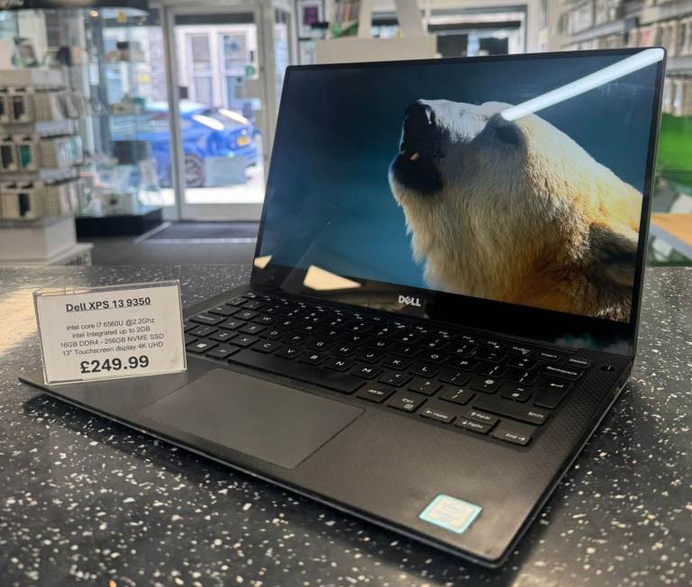 Dell XPS 13 9350 13" TouchScreen Display Laptop