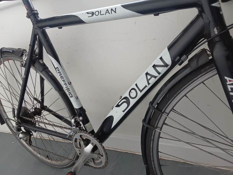 bike  ROAD  bike .– Black & White, Good Condition