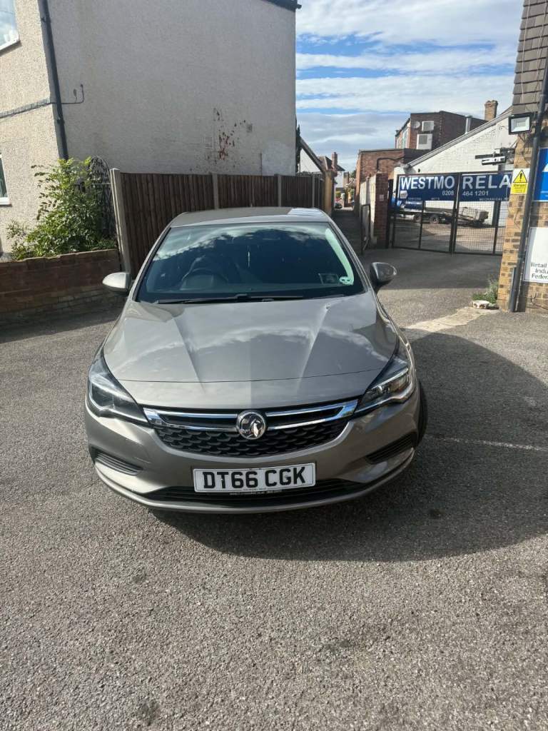 Vauxhall Astra 2016 (39k miles HPI Clear!)
