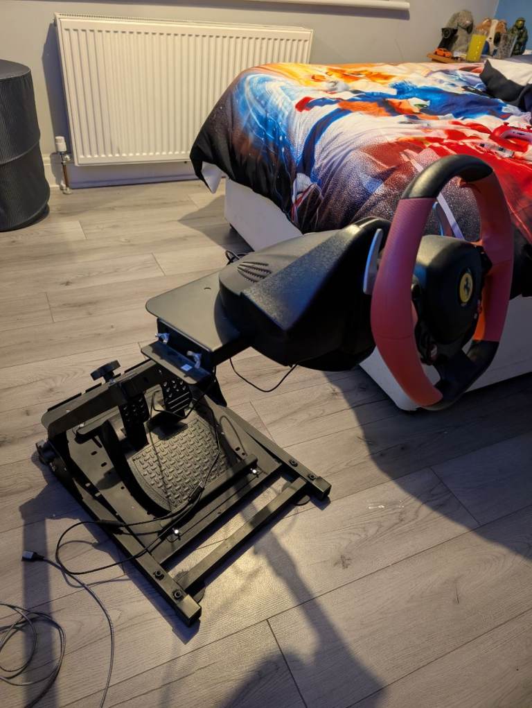 Thrustmaster Ferrari Racing Wheel and Pedals with Stand