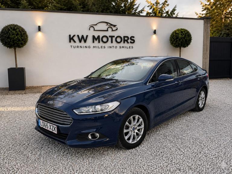 2015 Ford Mondeo 2.0 TDCi ECOnetic Zetec 5dr HATCHBACK Diesel Manual