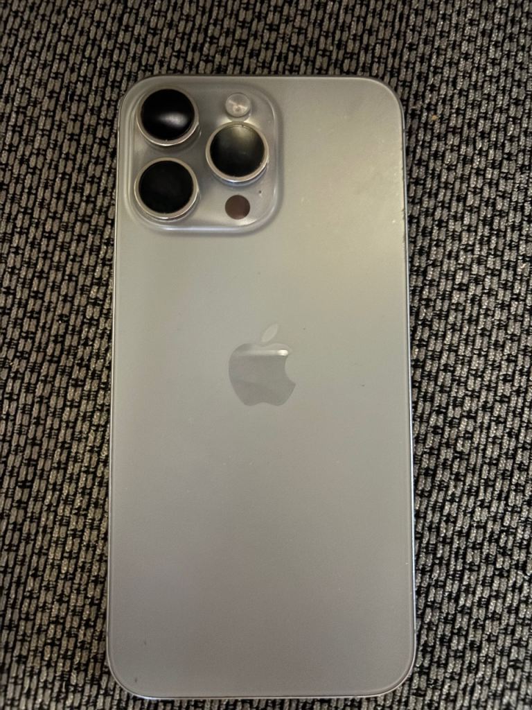 iPhone 15 pro max 256gb 