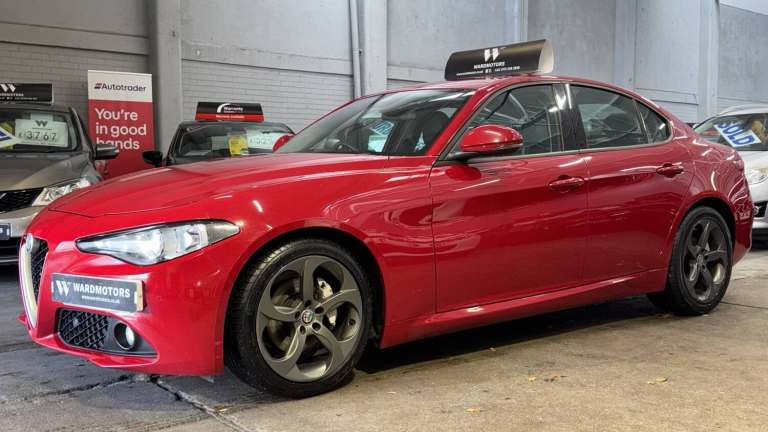 2016 Alfa Romeo Giulia 2.2 Giulia E6b 2.2 Turbo Diesel 180hp Super Automatic Diesel Red 4dr LOW T...