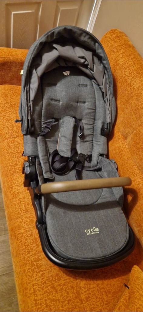 Joie Versatrax E Trio i-Snug Travel System