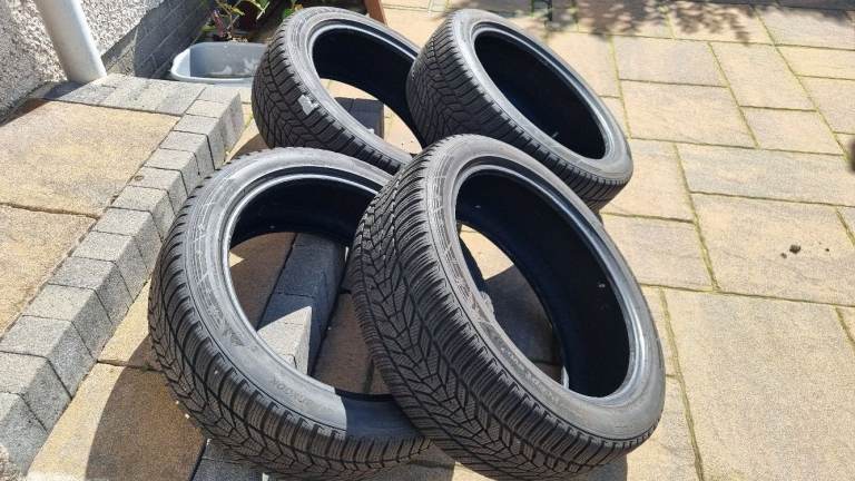 4 Hankook Winter i*cept Evo 3 245/45R20 tyres for sale