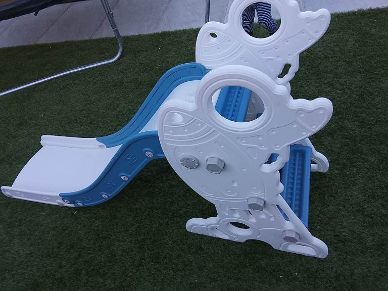 Kid slide