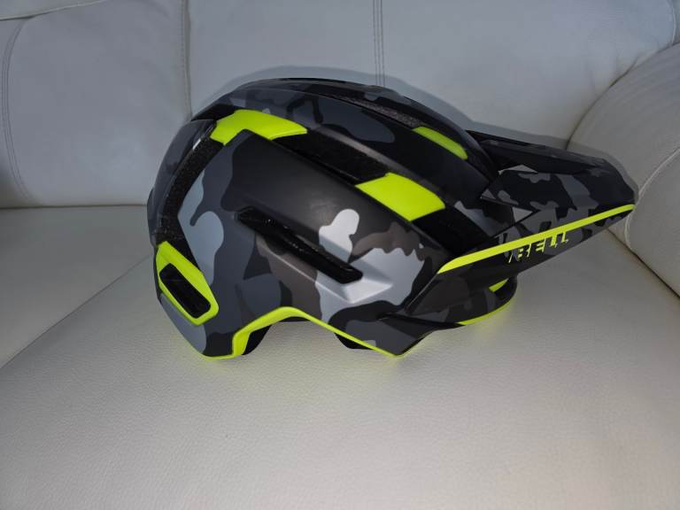 Bell Super Air Spherical MTB Helmet MATTE CAMO/HI-VIZ