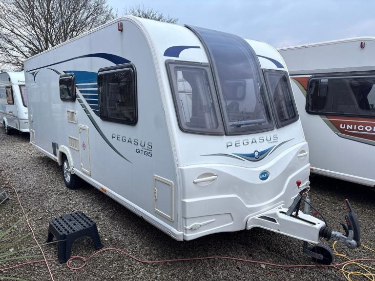 BAILEY PEGASUS VERONA - FIXED BED CARAVAN WITH END WASHROOM 