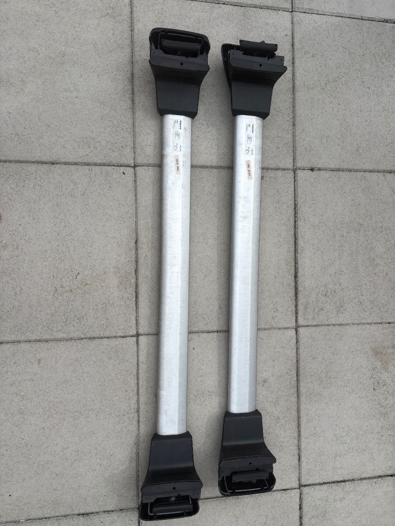 Volvo branded Thule cross bar/roof rack