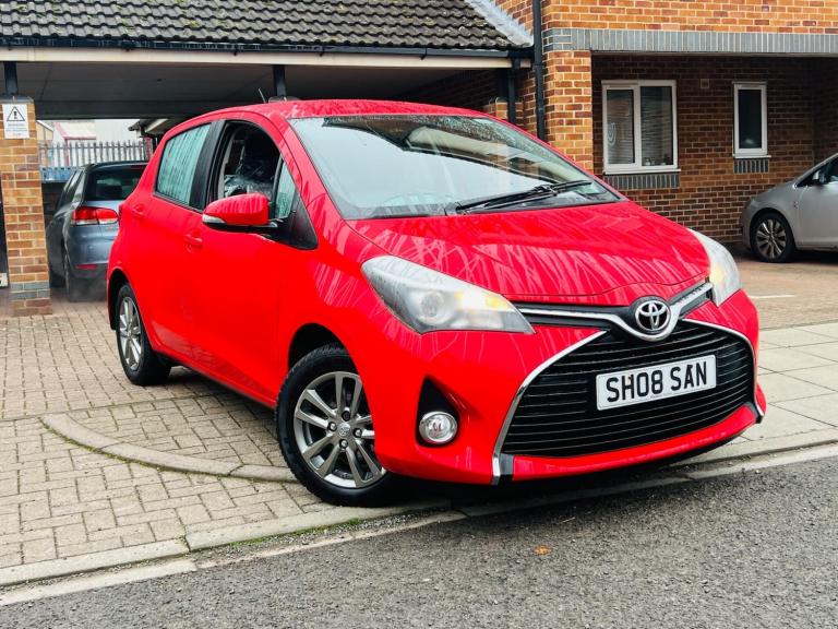 2015 Toyota Yaris 1.33 Dual VVT-i Icon Multidrive S Euro 5 5dr Euro 5 HATCHBACK Petrol Automatic