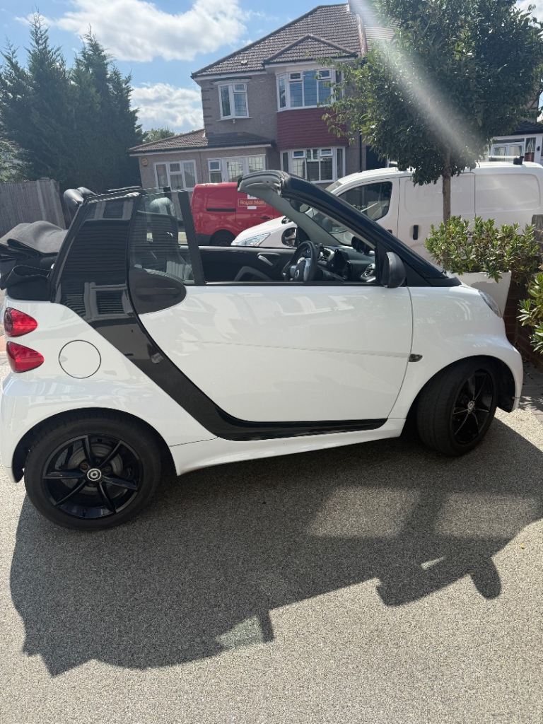 Smart, FORTWO CABRIO, Convertible, 2014, Semi-Auto, 999 (cc), 2 doors