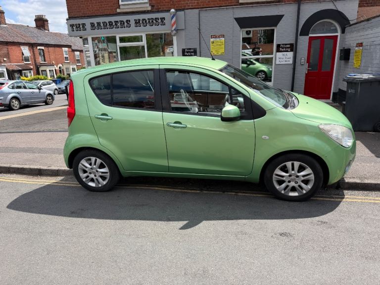 Vauxhall agila SE 1.2 full service history 13 stamps 