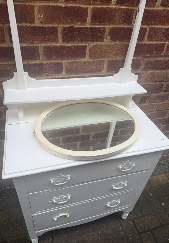 Vintage Shabby Chic Dressing Table – Restoration Project