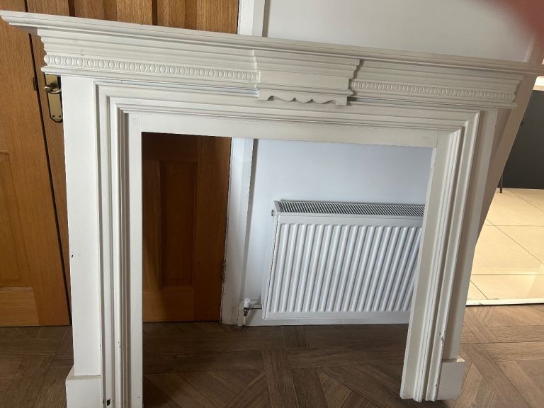 White Wooden Fireplace Surround – Good Condition