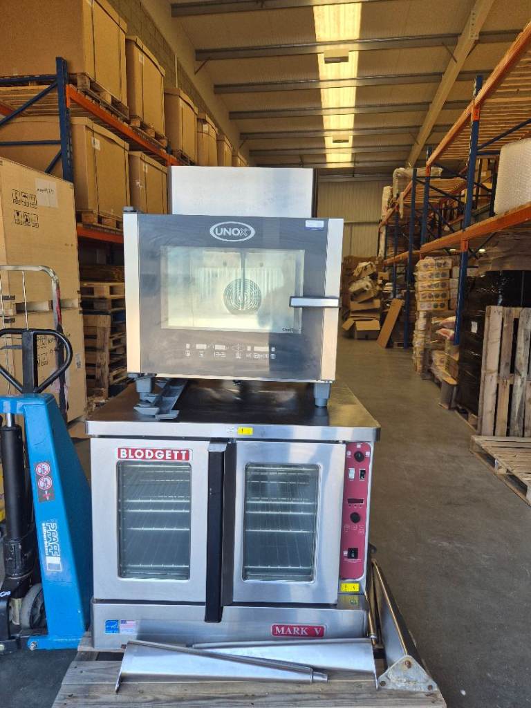 Commercial fridge/freezer Covantional electronic/gas oven display fridge Electric/gas Fryer catering