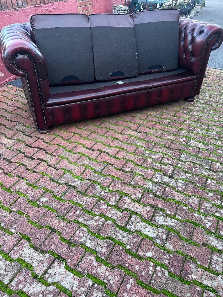Chesterfield Sofa 