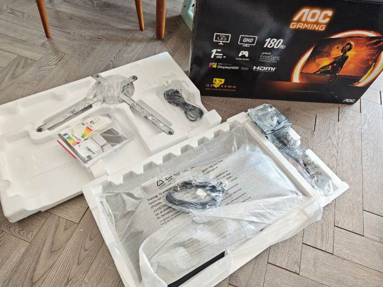 AOC Gaming Q27G3XMN Monitor 1440p 180hz 27"