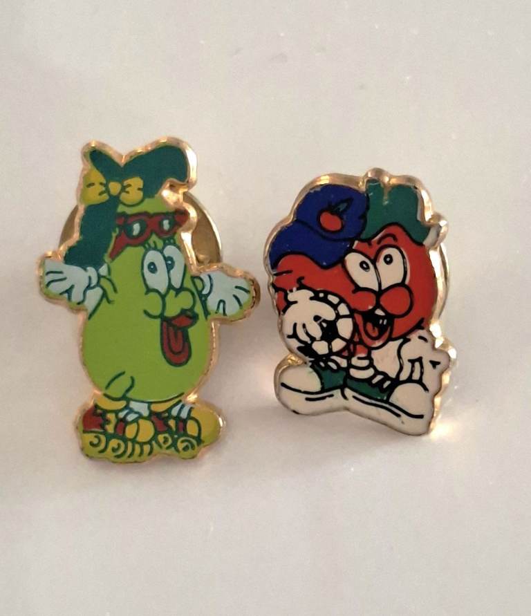 Vintage Toye Kenning & Spencer Enamel Pin Badges Retro Collectibles