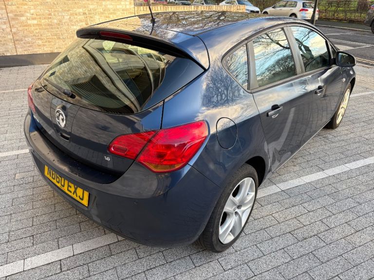 Vauxhall, ASTRA, AUTOMATIC, 2010, 1 Year MOT