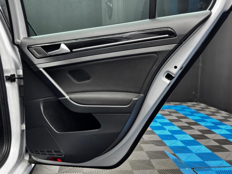 2017 Volkswagen Golf 1.6 TDI GT 5dr HATCHBACK DIESEL Manual