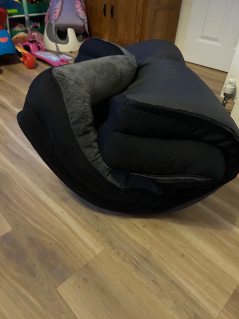 Dog bed xtra large 