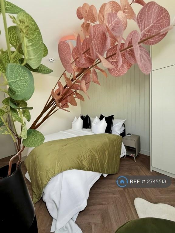 6 bedroom house in Anerley Road, London, SE20 (6 bed) (#2745513)