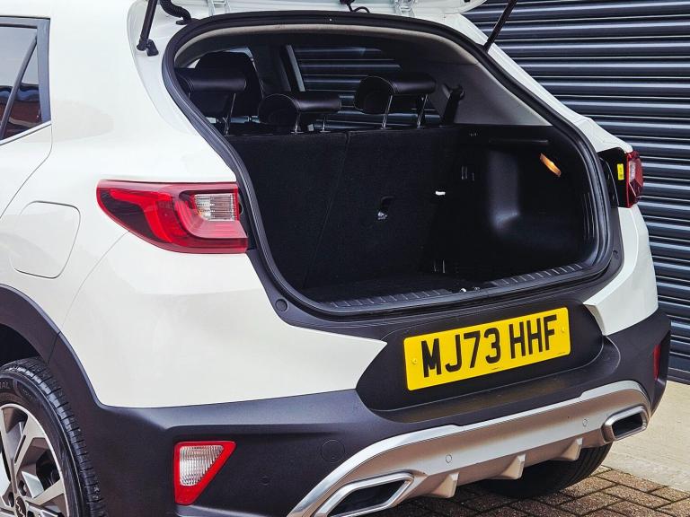 2023 Kia Stonic 1.0 T-GDi GT-Line SUV 5dr Petrol DCT Euro 6 (s/s) (99 bhp) HATCHBACK Petrol Autom...