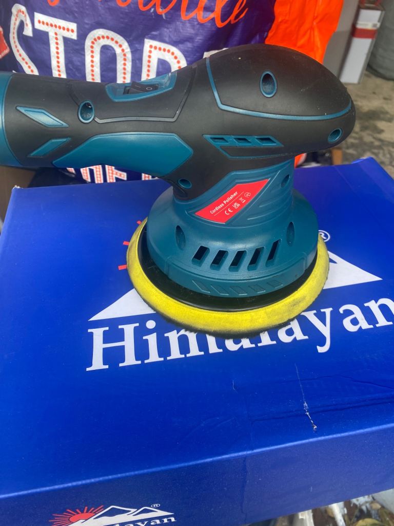 Battery car polisher