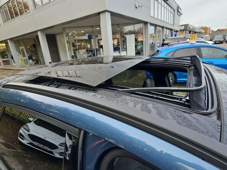 2023 Ford Kuga 2.5 EcoBoost Duratec 14.4kWh ST-Line X SUV 5dr Petrol Plug-in Hybrid CVT Eu Hatchb...