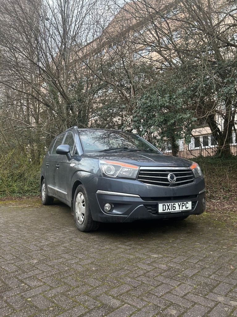 SsangYong Turismo 2.2 the engine does not work 