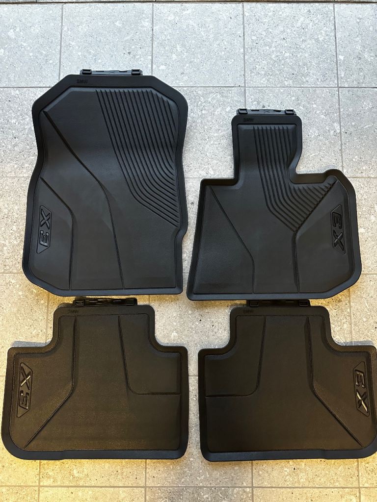 BMW X3 mats (genuine)