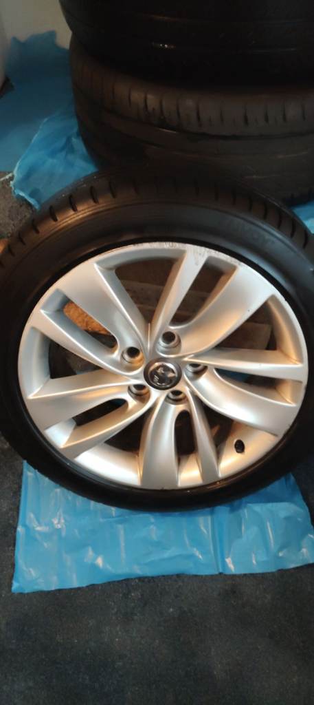 Alloys wheels 245/45/18