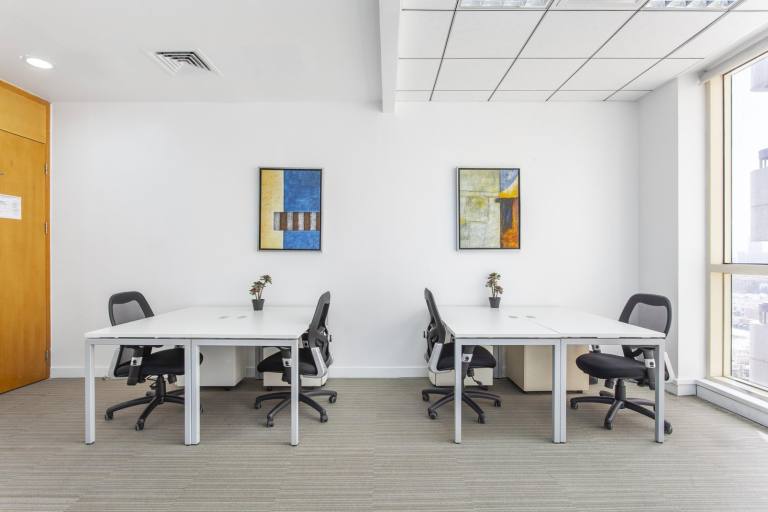 Essex - CM1 1TD \ Office for 3 Workstations Available Now