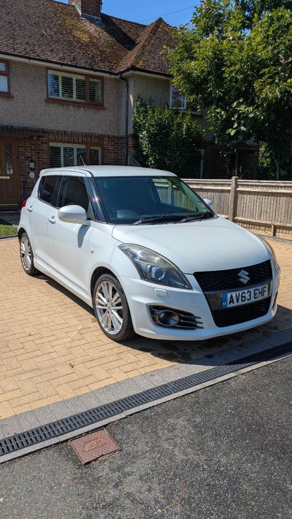 Suzuki Swift Sport 5-Door 2013