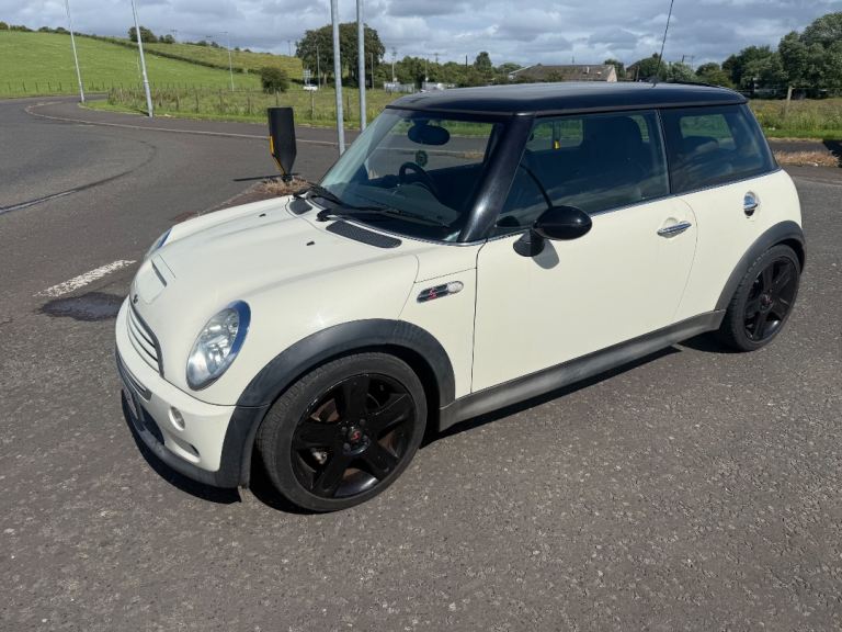 2005 Mini CooperS 1.6 Auto ,50,000 Miles MOT'd 1 year Part History 2 Keys Drives 